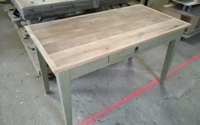 Restauration d’une table à LAVAL (53)